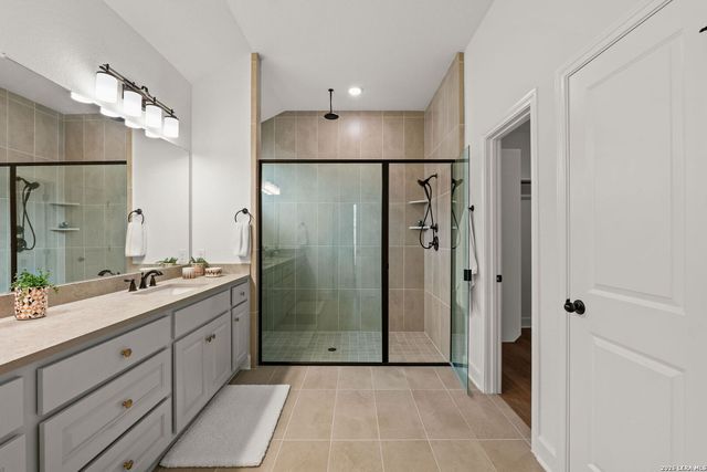 1014 Harmisch, San Antonio, TX 78260