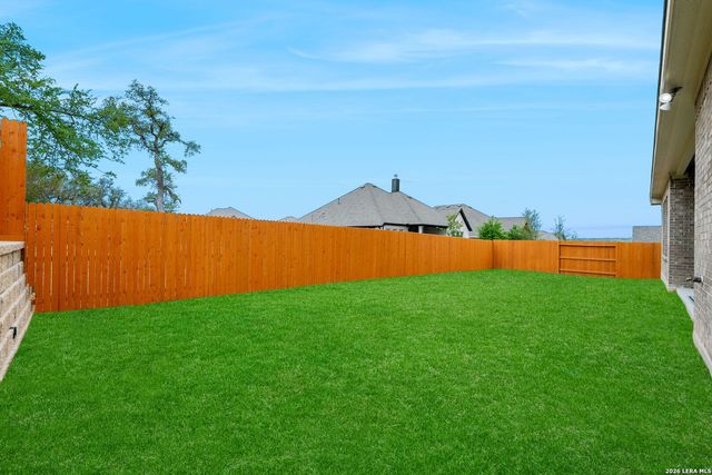 1014 Harmisch, San Antonio, TX 78260