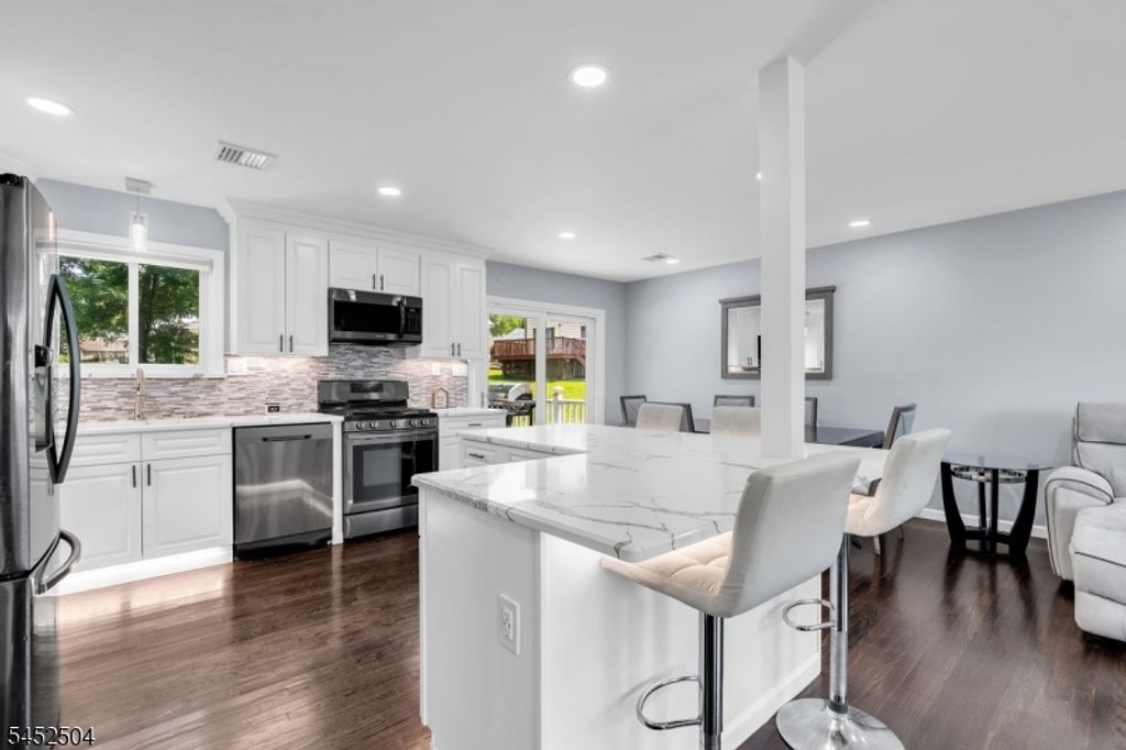 21 John Pl, Cedar Grove Twp., NJ 07009 — photo 5