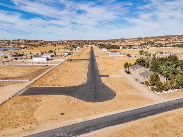 896 Forest Springs Rd., Aguanga, CA 92536