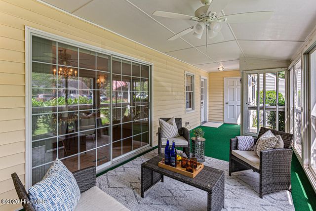 42 Village Green Circle, Southern Pines, NC 28387