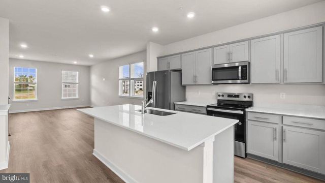196 SOFT RUSH LN, La Plata, MD 20646