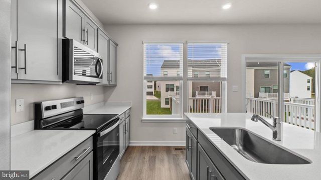196 SOFT RUSH LN, La Plata, MD 20646