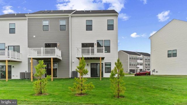 196 SOFT RUSH LN, La Plata, MD 20646