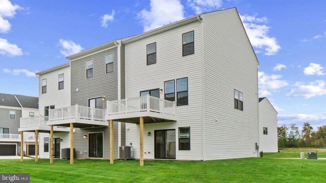 196 SOFT RUSH LN, La Plata, MD 20646