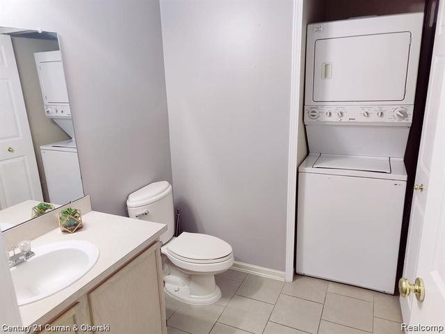 4336 Schaefer Road, Dearborn, MI 48126
