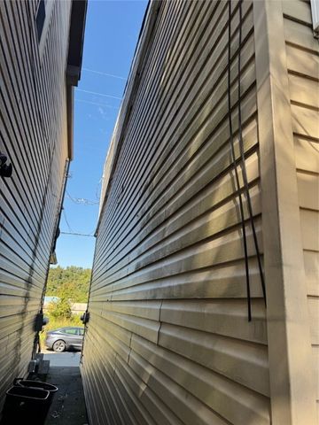 607-609 1/2 Allegheny Ave, Glassport, PA 15045