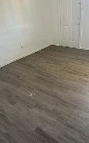 607-609 1/2 Allegheny Ave, Glassport, PA 15045