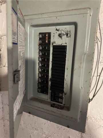 607-609 1/2 Allegheny Ave, Glassport, PA 15045