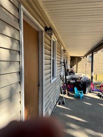 607-609 1/2 Allegheny Ave, Glassport, PA 15045