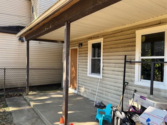 607-609 1/2 Allegheny Ave, Glassport, PA 15045