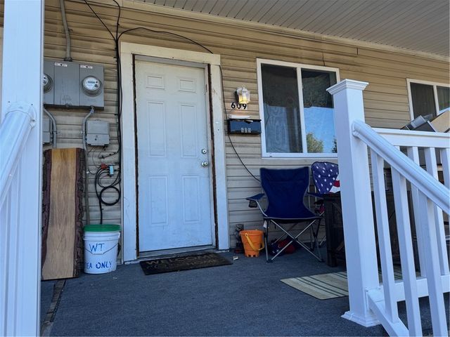 607-609 1/2 Allegheny Ave, Glassport, PA 15045