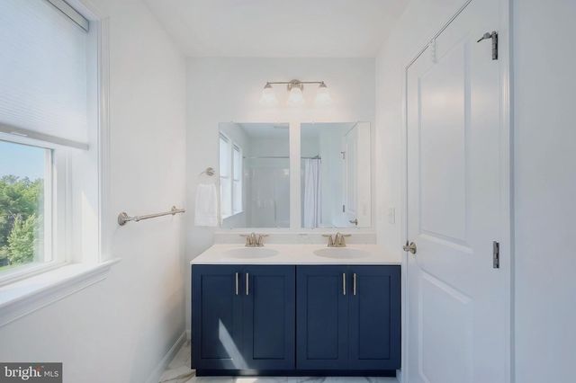 2541 EDGEWOOD, York, PA 17403