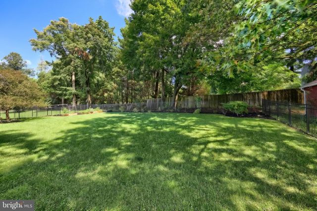 2541 EDGEWOOD, York, PA 17403