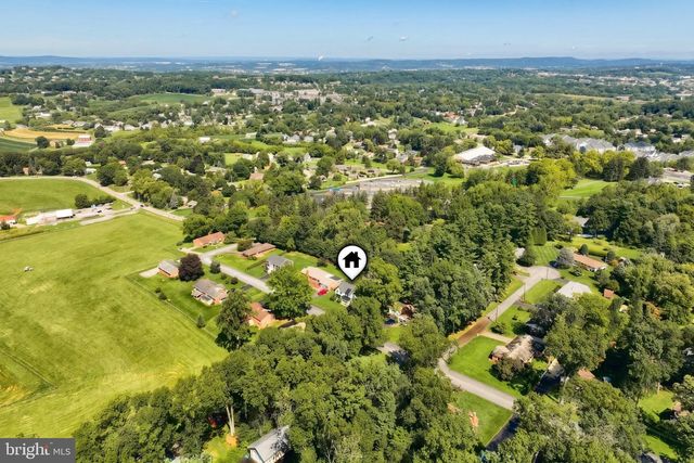 2541 EDGEWOOD, York, PA 17403
