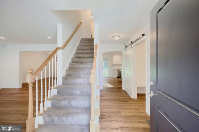 2541 EDGEWOOD, York, PA 17403