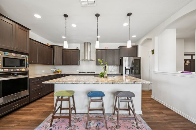2801 RYDER Lane, Aubrey, TX 76227