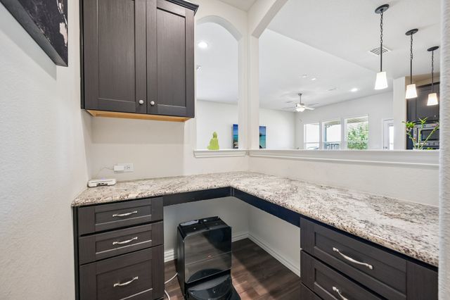 2801 RYDER Lane, Aubrey, TX 76227