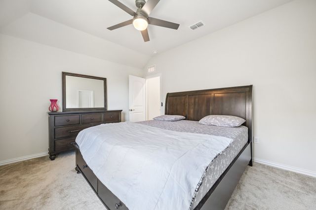 2801 RYDER Lane, Aubrey, TX 76227