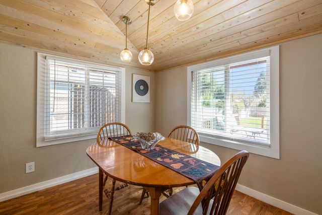 1759 Summers Lane, Klamath Falls, OR 97603