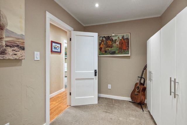 1759 Summers Lane, Klamath Falls, OR 97603