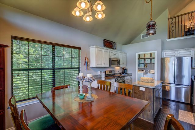 180 Seminole Trail, East Tawakoni, TX 75472