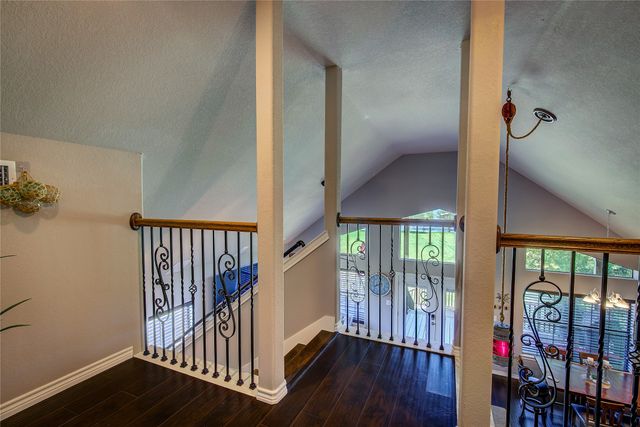 180 Seminole Trail, East Tawakoni, TX 75472