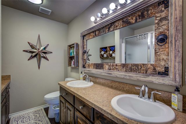 180 Seminole Trail, East Tawakoni, TX 75472