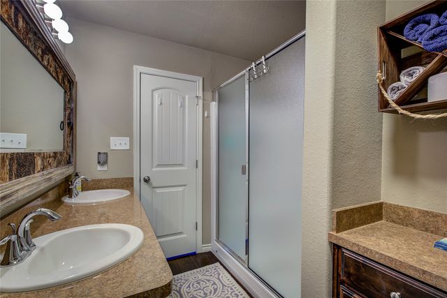 180 Seminole Trail, East Tawakoni, TX 75472