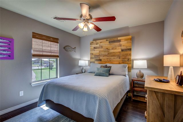 180 Seminole Trail, East Tawakoni, TX 75472