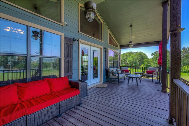 180 Seminole Trail, East Tawakoni, TX 75472