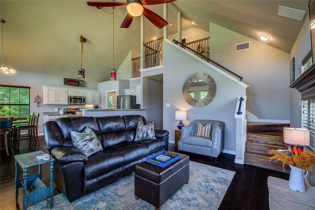180 Seminole Trail, East Tawakoni, TX 75472