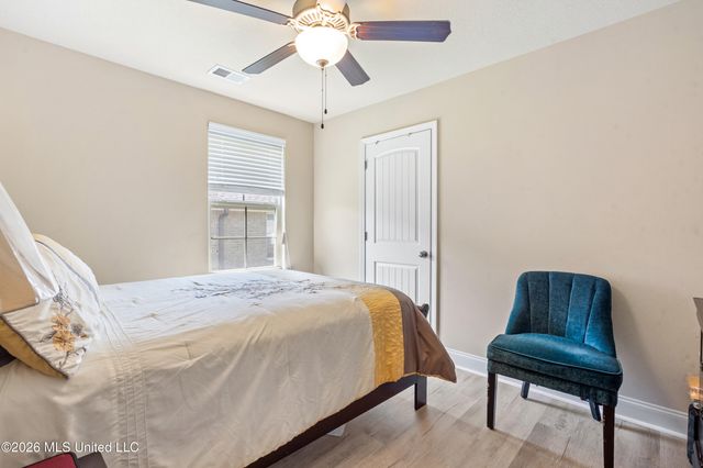 1883 Central Ridge Drive, Southaven, MS 38671