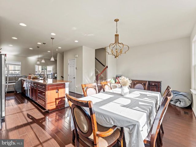 9002 PHITA LN, Manassas Park, VA 20111