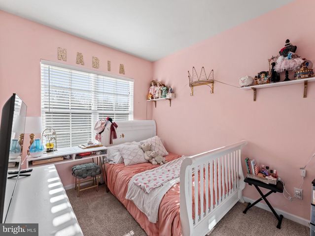 9002 PHITA LN, Manassas Park, VA 20111