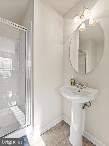 9002 PHITA LN, Manassas Park, VA 20111