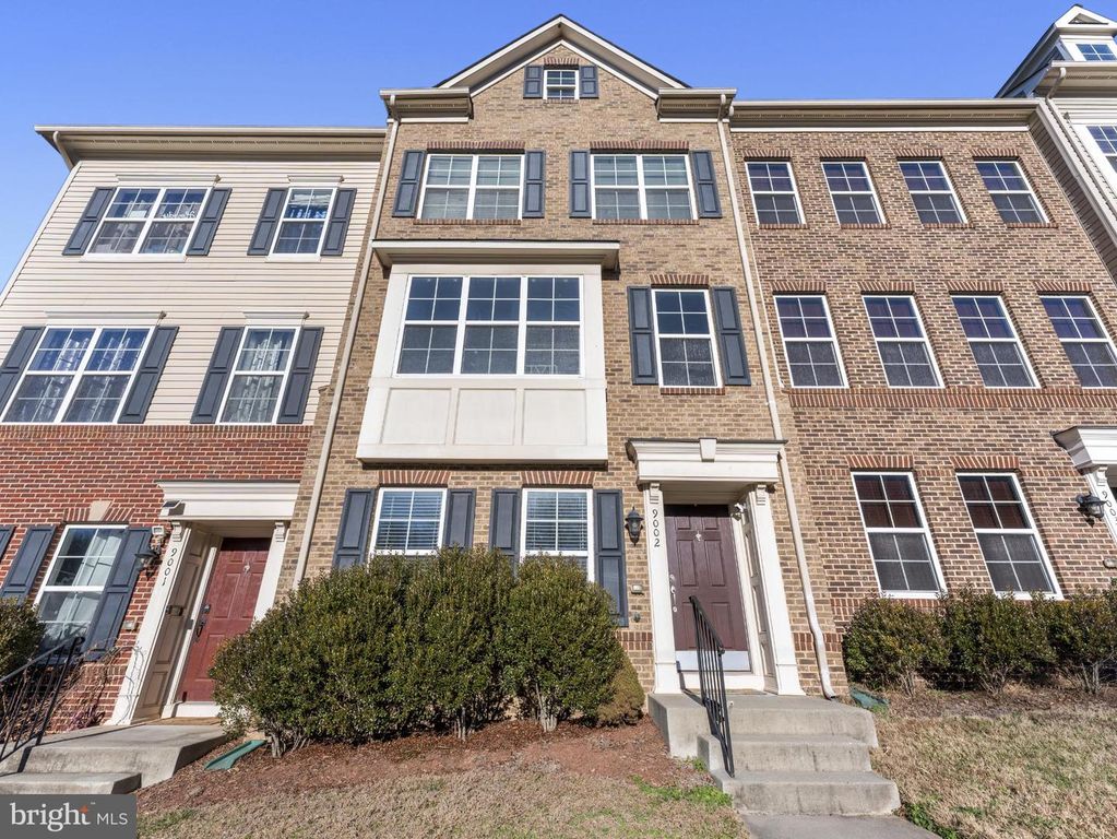 9002 PHITA LN, Manassas Park, VA 20111