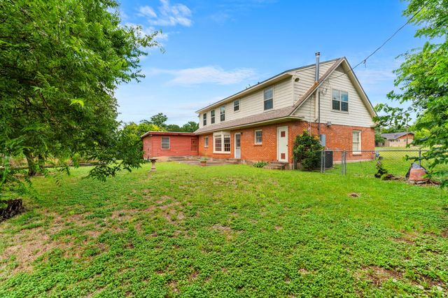 609 Oakhill DR, Killeen, TX 76541