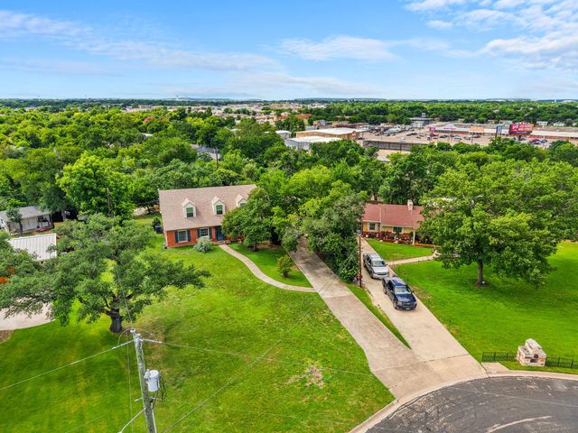 609 Oakhill DR, Killeen, TX 76541