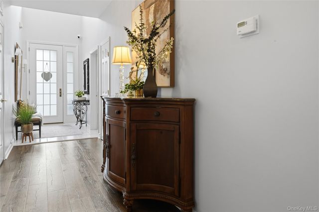 625 Madeira Boulevard, Melville, NY 11747