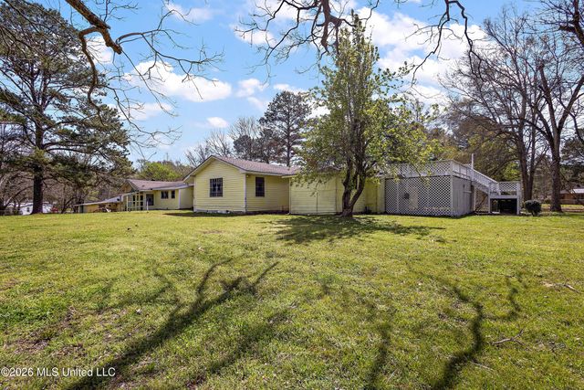 1409 Ross Circle, Jackson, MS 39209