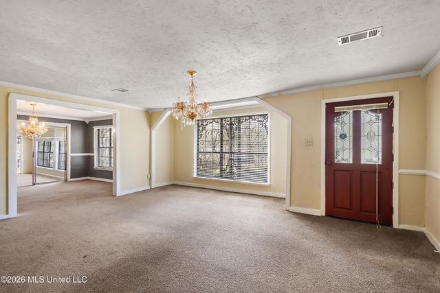 1409 Ross Circle, Jackson, MS 39209