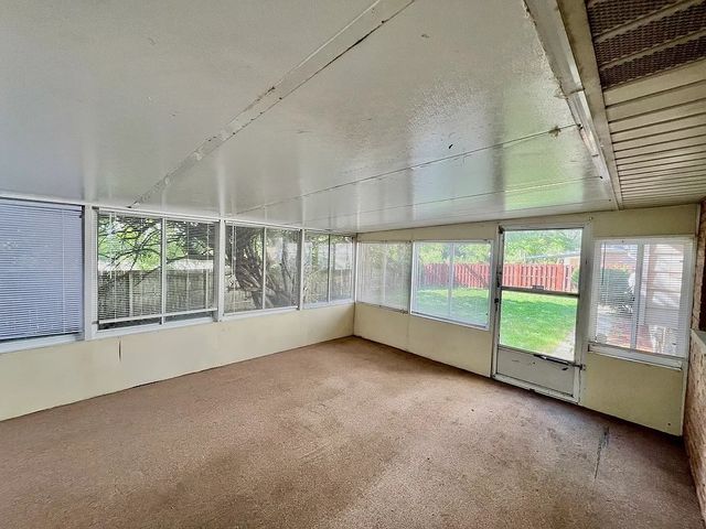 16046 Prairie Avenue, South Holland, IL 60473