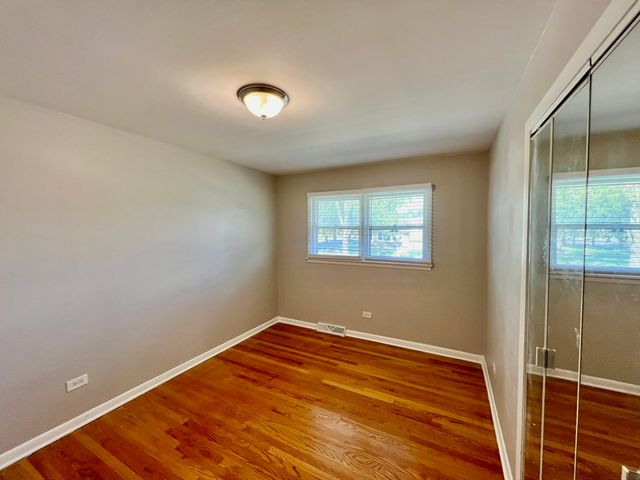 16046 Prairie Avenue, South Holland, IL 60473