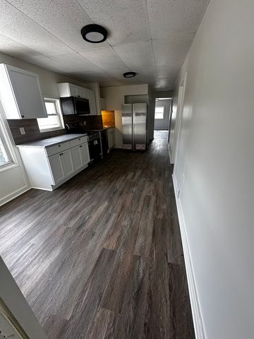 2638 W Lyndale Street, Chicago, IL 60647