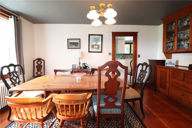 140 Maple Avenue 1, Middletown, RI 02842