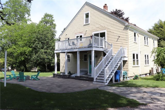 140 Maple Avenue 1, Middletown, RI 02842