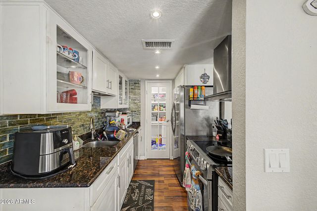 8037 N 32ND Drive 5, Phoenix, AZ 85051