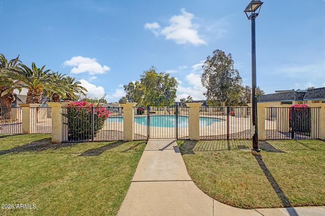 8037 N 32ND Drive 5, Phoenix, AZ 85051
