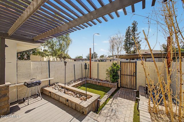 8037 N 32ND Drive 5, Phoenix, AZ 85051